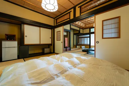 Osawayama Onsen Osawakan Отели рядом с достопримечательностью «THE VERANDA AT ISHIUCHI»