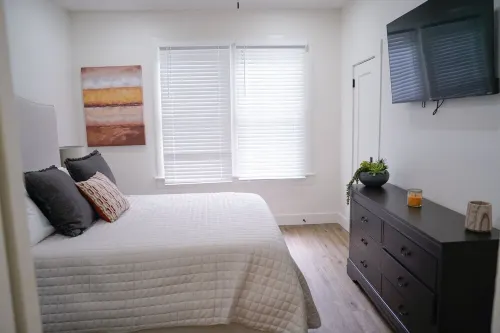 Downtown Gem Near Campus