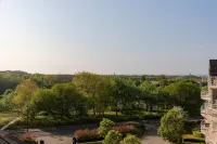 Huswell - Comfortable Apartment with Scenic Views