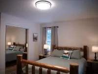 Brand-new Alaskan custom home awaits you in the heart of Hatcher Pass! Hotels in Fishhook