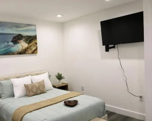 Coastal Haven Casita  pvt suite pet friendly Hotels in Pinellas Park