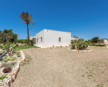 2444 Villa Mirante by Perle di Puglia Hotels in Maruggio