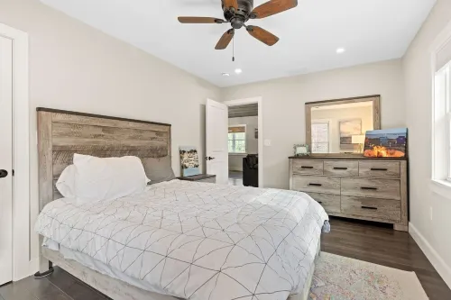 Hampton NH / North Beach / Plaice Cove <br>Luxury whole house and great yard.