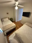 BillyMoe’s Bungalow, A low key 3 Bedroom house with lake view.