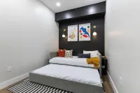 Beautiful 2Bed - 10 min. to downtown/Cavs/Browns Hotel di 