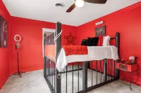 Fifty MORE Shaydes Of Play-the perfect private oasis for a couple 2 explore&play