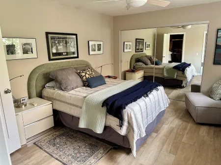 Your Palm Desert Vacation Getaway at the Palm Valley Country Club is calling!