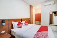 Hotel O Sean's Residence Mansyur Near Universitas Sumatra Utara Usu Hotels in Padang Bulan Selayang I