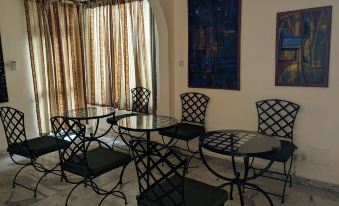 Veronica Guest House