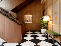 Palihouse Hyde Park Village - 3-Star