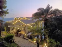 Royal Willow Hotels near H2H Bir | Nature Camps