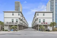 Steps from the Beach*Pool*Pier on Little Lagoon