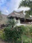 Tropical Private Condo in Playa Bonita! 3 min walk to beach.