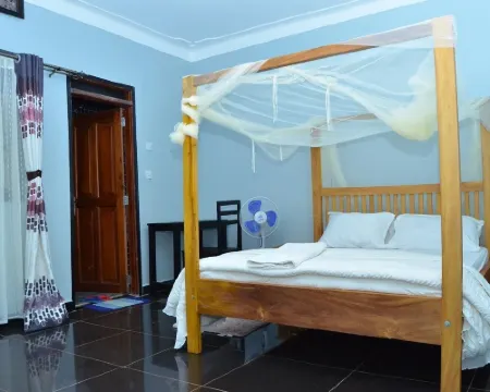 Kamfart Safari Lodge Hotels in Buikwe