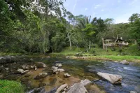 Sítio Kikiô - Charming House by the River in Lumiar
