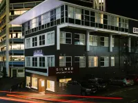吉爾默公寓式飯店 普利默台階附近的飯店