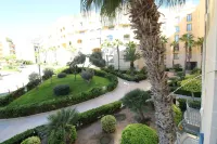 Stunning Seafront Portomaso Apartment w/terraces