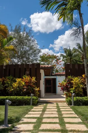 Prepare to be pampered! Golf, lagoon & ocean vista views  at Tres Palmas Villa!