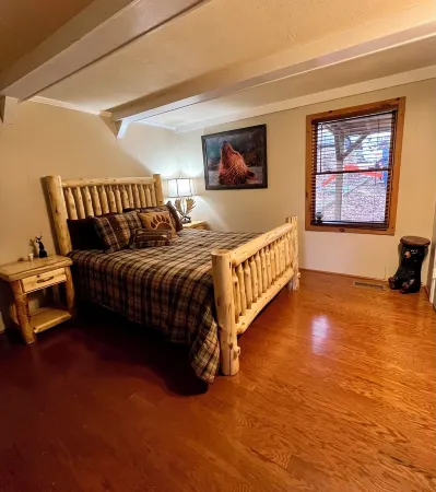 Abundant Acres Retreat 5 minutes from first chair on Beech Mountain, sleeps 9