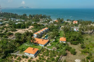 CHARM HON ROM RESORT Hotels in 