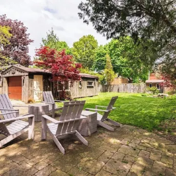Modern & Spacious 1908 Home