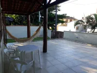 SPACIOUS 4 BEDROOM HOUSE UP TO 14 PEOPLE/ 6 PARKING SPACES/ 150M FROM MARANDUBA BEACH WIFI Hotels in Praia do Sape