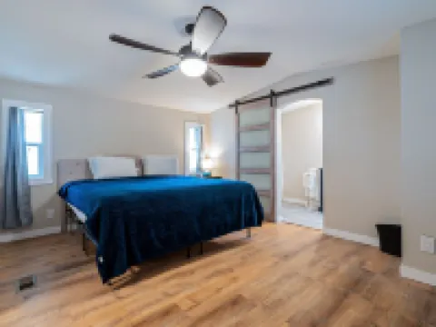 Newly updated home on spacious lot located outside of the city Hoteles en Apache Junction