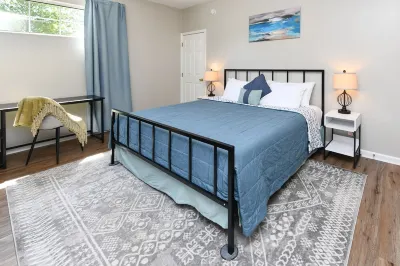 Beautiful Villa in Myrtle Beach within 4 min walk to the beach