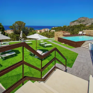 Pater Meus Suites