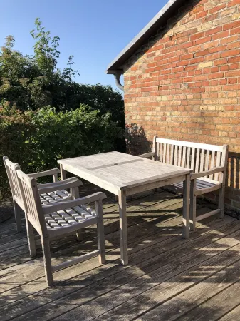 Comfortable farmer's card with lake view, 5 minutes drive to the beach, large garden