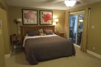 Luxury Villa at Wolfe Springs Golf & Waterfront Resort Hotel a 