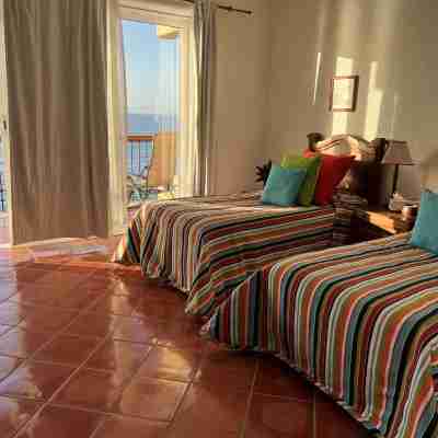 Oceanfront Condo On The Beach With Panoramic Views Rooms