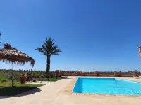 Luxury villa with private pool not overlooked. - Villas