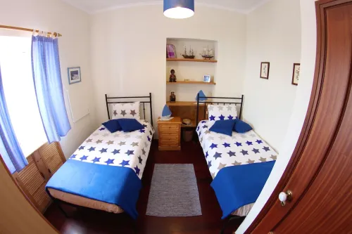 Traditional house. Fantastic sea view. Large outdoor spaces with barbecue.