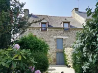 TO RENT GITE WITH SPA NEAR DINAN ST MALO COTE D EMERAUDE