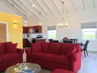 Peaceful island getaway in Long Bay (Newly Built 2BR)