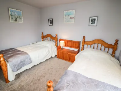 The Chocolate Box Hotels near St Patrick's Catholic Cathedral, Skibbereen