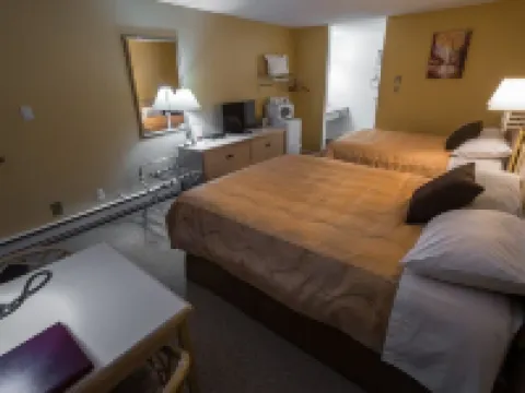 Westwood Motel 100 Mile House Hotels in 100 Mile House