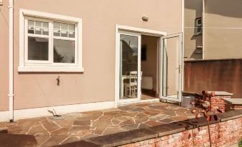 4 Killimer Road