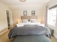 Hugill Cottage Hotels in Staveley