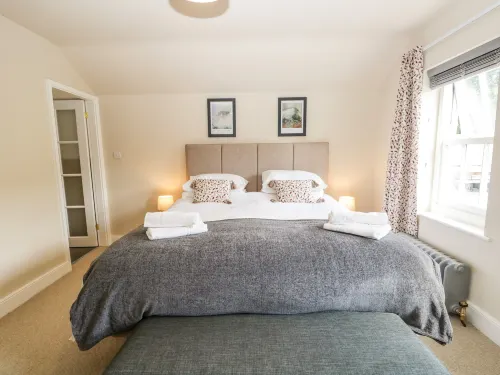 Hugill Cottage Hotels in Over Staveley