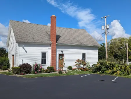 Oak Valley Inn and Suites Отели в г. Ливингстон