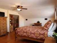 The Lofts at Mendelbaum Cellars Hotels in Stonewall