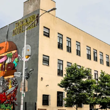NY Moore Hostel Отели рядом с достопримечательностью «Союз Холл»