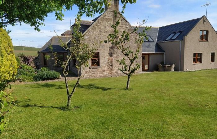 Chapel of Barras Farm Bed & Breakfast