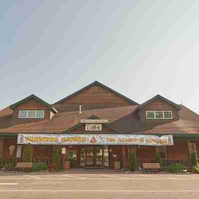 Lake George Escape - Campground Hotel Exterior