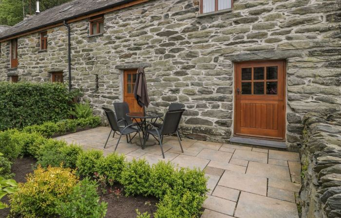 Hendoll Cottage 2