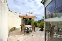 Smugglers Cottage Hotels in Seaton