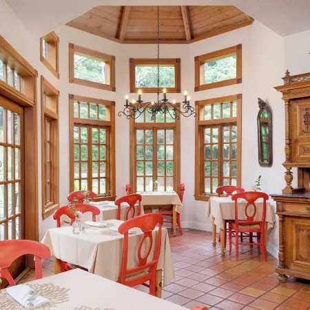 Arch Cape Inn and Retreat Отели рядом с достопримечательностью «Пляж Кэннон-Бич»