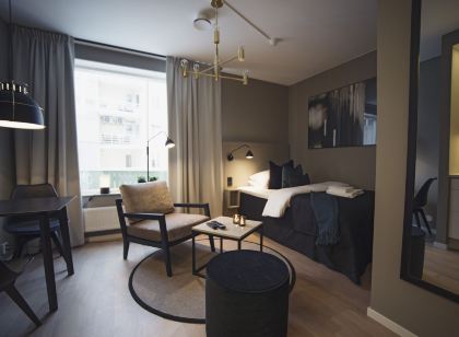 Sky Hotel Apartments, Hospitalstorget